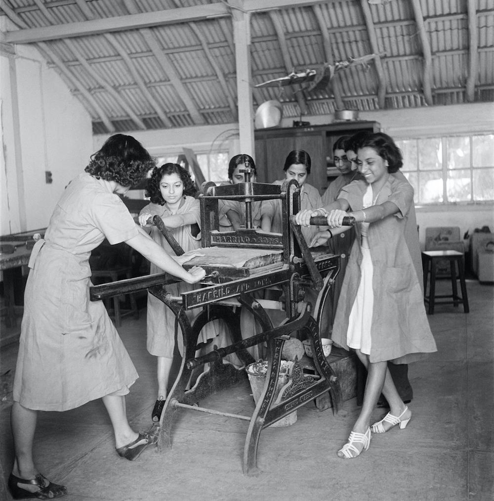 Operating the Hand Press for Lithography, Sir JJ School of Art. (Mumbai, Early 1940s.)