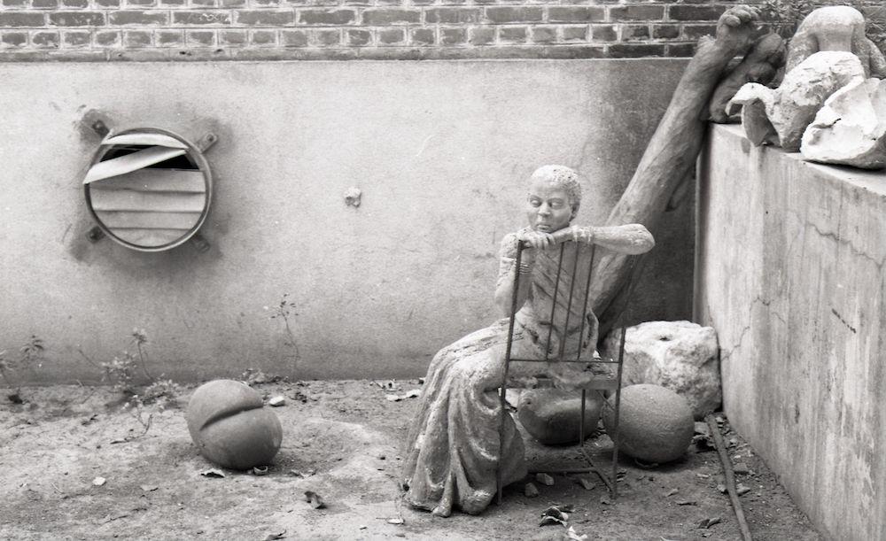 At the Faculty of Fine Arts. (Vadodara, 1987. College Photographs.)