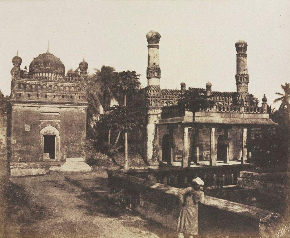 A Mosque in Madras. (Madras, 1851. Salted Paper Print from Wet Collodion Negative. Image courtesy of Norman O. Stone and Ella A. Stone Memorial Fund, Cleveland Museum of Art.)