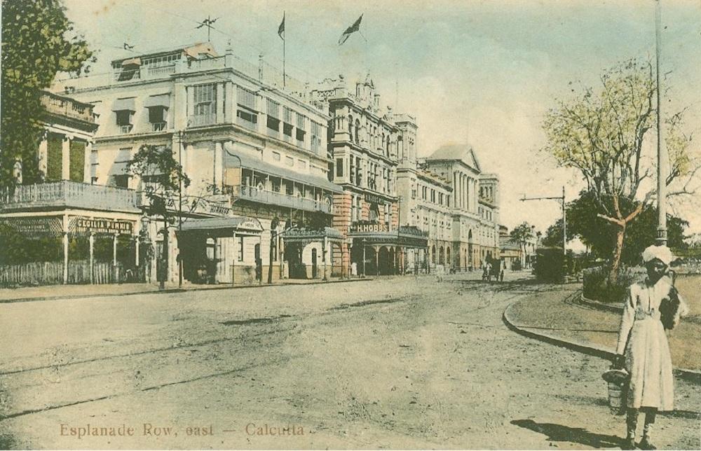European views emphasised the width of the new streets, new spaces created for public use and improvements in the standards of hygiene. The Esplanade Row became a crucial site to express these ideas as power shifted slowly from Siraj ud-Daulah’s rule to the period of British settlement—from Fort William to the areas around Maidan eventually. In 1863, Bourne and Shepherd set up their photographic studio on this street.